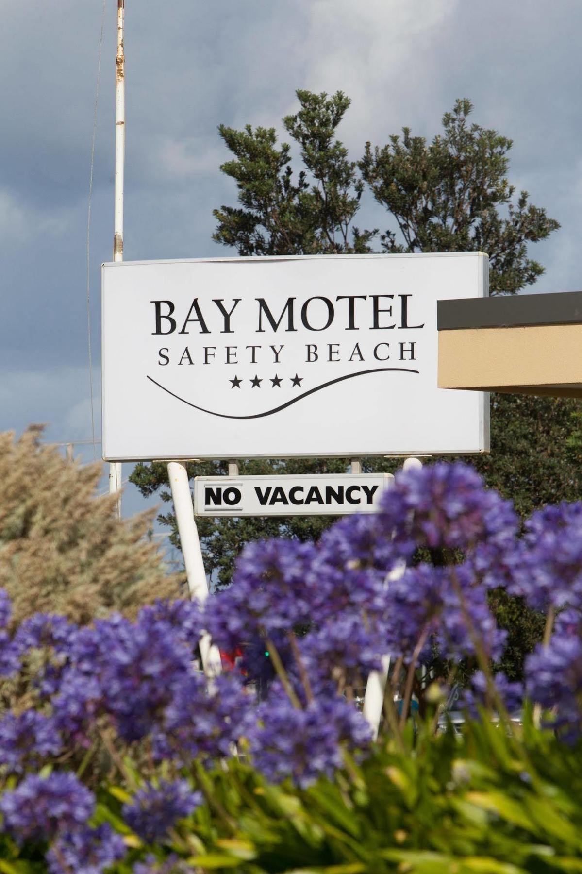 Bay Motel Safety Beach Exteriör bild